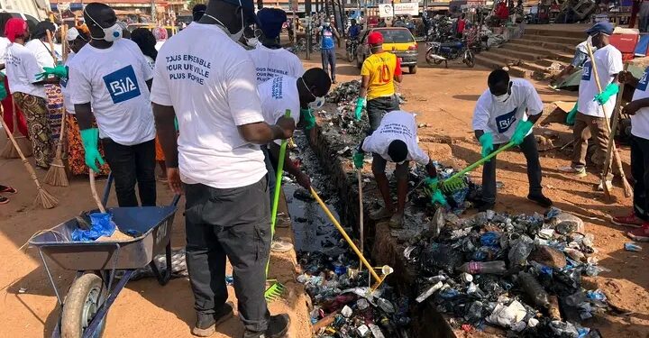 Conakry : Une vaste opération d’assainissement lancée à Lambanyi