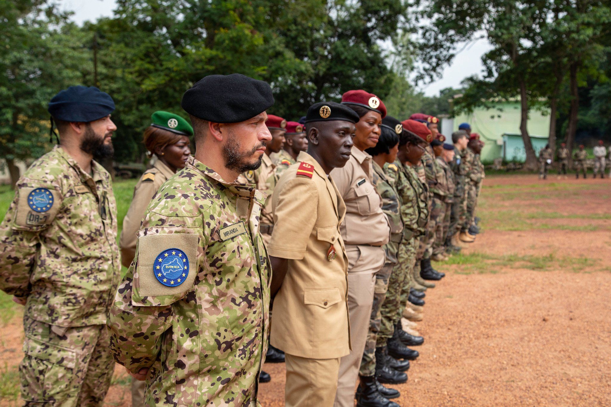 POLYCOPIÉ - L'Union européenne (UE) a prorogé les mandats de sa mission civile de conseil (EUAM) et de sa mission militaire de formation (EUTM) en République centrafricaine (RCA). Foto: EUTM RCA/Photo de presse/dpa
