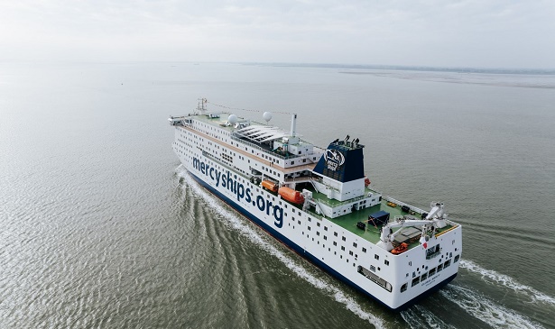 ARCHIVE - Avec ce nouveau navire, Mercy Ships espère plus que doubler l'impact de son travail. Foto: Mercy Ships/Photo de presse/dpa