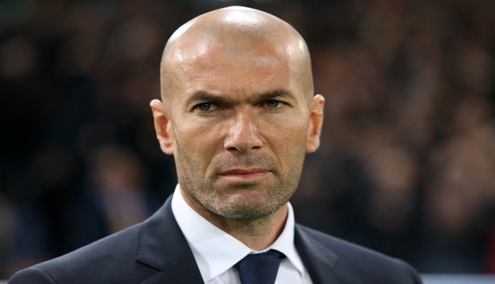 ROMA - FEBRUARY 17: Coach of Real Madrid Zinedine Zidane looks on during the UEFA Champions League round of 16 first leg match between AS Roma and Real Madrid CF at Stadio Olimpico on February 16, 2016 in Roma, Italy. (Photo by Jean Catuffe/Getty Images)