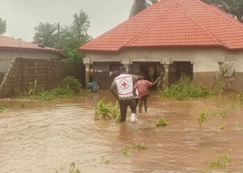 Conakry-Wonkifong englouti : Un jeune héros perd la vie, 61 familles sinistrées, appel urgent à l&rsquo;État