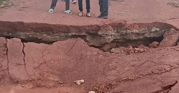 Effondrement d’une route entre Fatoya et Kofilani : Une déviation en cours après les dégâts causés par l’orpaillage artisanal