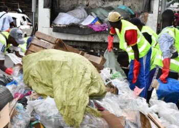 Conakry : Forte mobilisation des citoyens de Matoto pour l&rsquo;assainissement des marchés