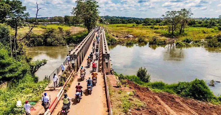 Guinée : Le Premier Ministre lance les travaux du pont sur le fleuve Niger à Faranah
