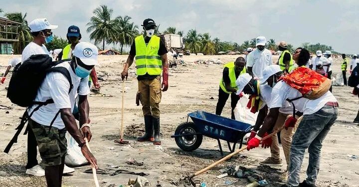 Conakry : L’ANASP s’engage pour un environnement sain à la plage Bénarès