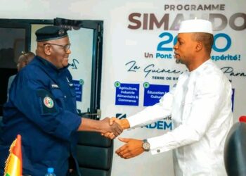 Guinée : La Police Nationale mobilisée dans la lutte contre l’insalubrité