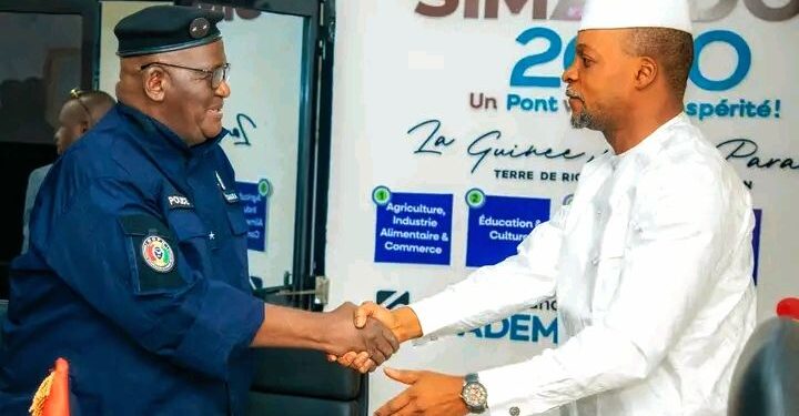 Guinée : La Police Nationale mobilisée dans la lutte contre l’insalubrité