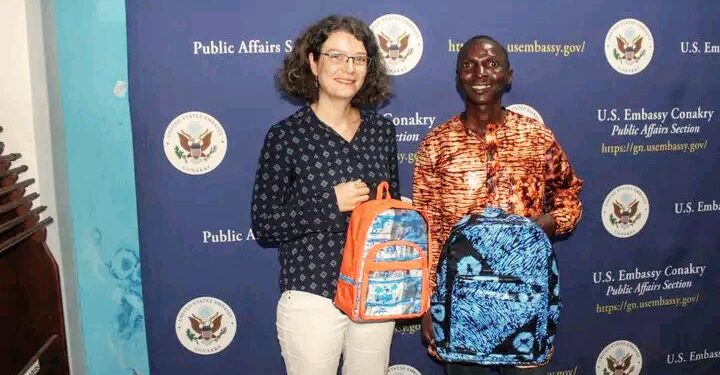 🇬🇳Conakry – Journée mondiale du recyclage : Sanita Villes Propres mobilise la jeunesse pour des villes durables
