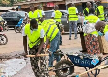 🇬🇳Journée d’assainissement à Kankan : Quand le slogan devient réalité