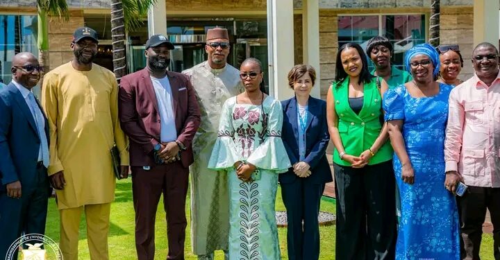 🇬🇳Validation de la stratégie intégrée de gestion des déchets solides : Conakry trace la voie vers des marchés plus propres