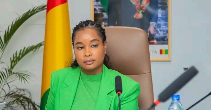 🇬🇳Ministère de l’Environnement : La ministre insiste sur l’application stricte du décret contre les plastiques à usage unique
