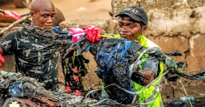 🇬🇳Conakry / Assainissement : Des soldats de l’ombre au service de la cité