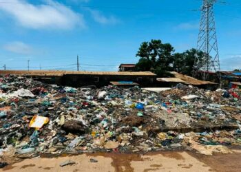 🇬🇳Commune de Dixinn : Un nouveau dépotoir sauvage prend forme à ciel ouvert