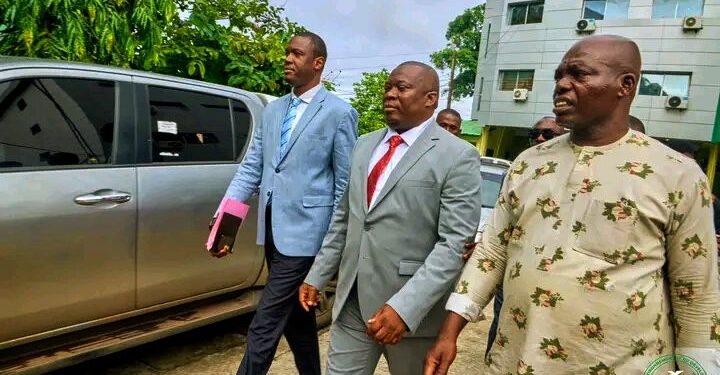 🇬🇳Ministère de l’Environnement : Le ministre Fassou Théa en tournée de prise de contact