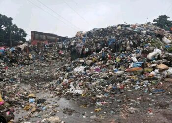 🇬🇳Conakry : La commune de Matoto lance une vaste opération d’évacuation des ordures