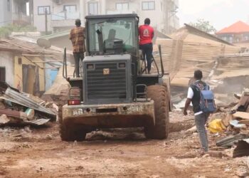 🇬🇳Conakry : Lambanyi lance le déguerpissement du site destiné à une boucherie moderne