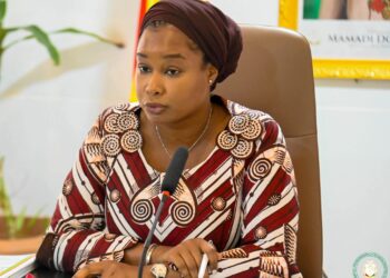 Guinée : Le plan de communication de l&rsquo;interdiction du plastique à usage unique et la campagne de reboisement nationale 2025 au coeur des débats