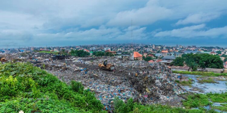 Conakry : L’ANASP met l’accent sur le renouvellement des dotations des agents de la décharge