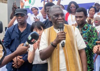 Ahmed Kanté accompagne la mobilisation citoyenne à Wonkifong en faveur de la Transition