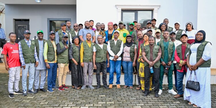 “Oui, oui et oui” : Ahmed Kanté dit oui au Mouvement Rouge-Jaune-Vert 