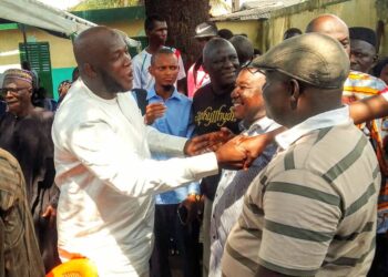 Présidentielle 2025 en Guinée : Seydou M’Baye officialise sa candidature mais pose ses conditions