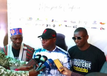 Conakry : La deuxième édition du Salon de la bijouterie guinéenne officiellement lancée