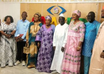 Présidentielle 2025 : L’ONASUR reçoit Hadja Makalé Camara, candidate du parti FAN