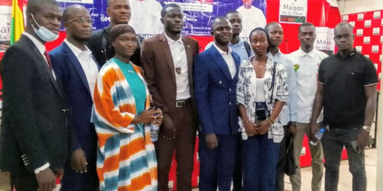 Présidentielle 2025 : Le Collectif des étudiants patriotes de la Guinée se mobilise pour soutenir M. Mamadi Doumbouya