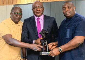 Noah Conté, PDG du Groupe Benna, sacré Meilleur Investisseur dans le secteur du granite