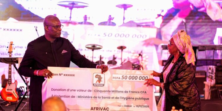 AFRIVAC MOBILISE LE SECTEUR PRIVÉ ET FAIT UN DON DE 50 MILLIONS DE FRANCS CFA EN INTRANTS AU MINISTÈRE DE LA SANTÉ…POUR SOUTENIR LA VACCINATION DES ENFANTS