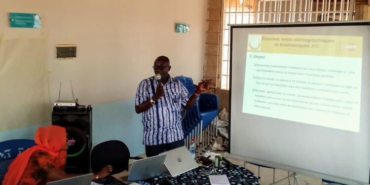 Conakry : Le CEGUIFED renforce les capacités des prestataires de santé sur la santé sexuelle et reproductive des jeunes