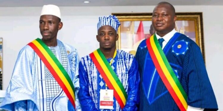🇬🇳Ouverture de la 10ème législature : L’honorable Aly Badara Condé réaffirme son engagement au service de la Nation