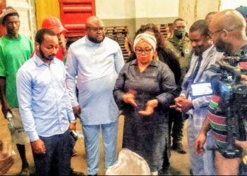 Ramadan 2026 : Fatima Camara en tournée dans les entrepôts de Conakry