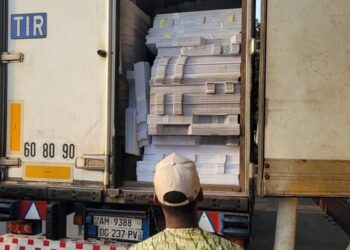 Élections du 24 mai : Les premiers convois de matériel électoral quittent Conakry