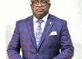 Distinction : Dr David Makongo rafle, « Lauréat du Prix panafricain humanitaire, philanthrope de la décennie ».
