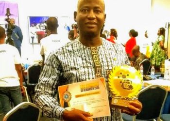 🇬🇳Le journaliste Aboubacar Touré honore la République de Guinée depuis le Bénin