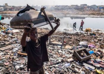 Environnement : Greenpeace Afrique alerte sur l’ampleur croissante des déchets électroniques