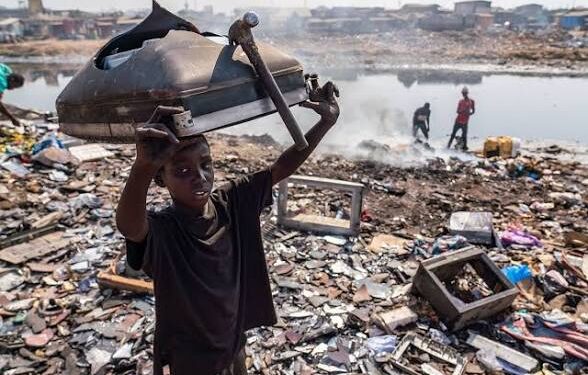 Environnement : Greenpeace Afrique alerte sur l’ampleur croissante des déchets électroniques